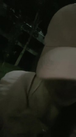 兼职援交的那几天，极品女大学生，【柔柔早点睡】，深夜约土豪哥，豪车停路边车震，酒店内再来一炮，蜜桃臀白又大，真美真刺激 截图15