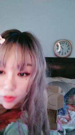 网丝高跟情趣风骚少妇露脸跟大哥在家啪啪，厨房里猛草，各种蹂躏抓着骚奶子抽插，浪叫不断，玩到床上各种草 截图4