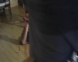 国产SM小合集 制服美女竟然被如此凌辱 且享受高潮般的快感 截图3