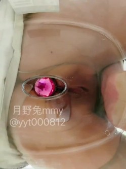 富豪包养极品空姐尤物「月野兔mmy」全量推特资源 肛交、3P、献妻、野外露出、车震 截图10