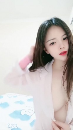 稀有心动巨乳尤物，20小时核弹，一次看个够，【西柚咻】，相当哇塞的女神，看脸就能射，加上这大奶子，不得了啦 截图3