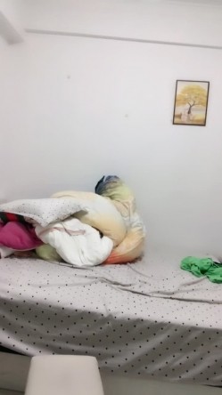 御姐下海！好骚好漂亮~【樱依琳】，家中撒尿，自慰，黑丝美腿，小荡妇太会拿捏男人了！ 截图11