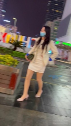 「KFC原创CD」 肉丝袜模特级身材靓女，专注等车前后CD。 截图1