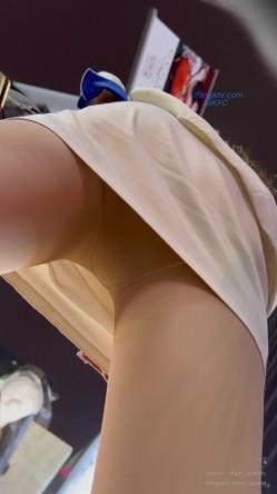 「KFC原创CD」 肉丝袜模特级身材靓女，专注等车前后CD。 截图4