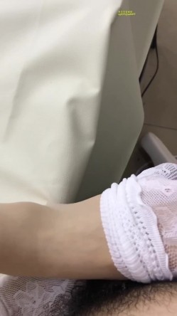 国产极品男娘 柠雅柔吖 超级漂亮甜美的小男娘，纤细苗条白白净净，女装混入足交店打工，意外爆火而入圈，推特原档合集 截图2