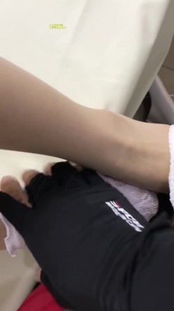 国产极品男娘 柠雅柔吖 超级漂亮甜美的小男娘，纤细苗条白白净净，女装混入足交店打工，意外爆火而入圈，推特原档合集 截图6