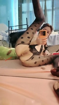 数百位极品露脸反差母狗福利大合集，天南海北，良家私下淫荡的一面 截图16