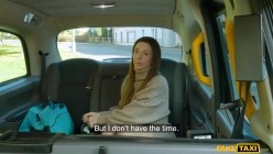 FakeTaxi.26.09.10.Luiza.Marcato.XXX.1080p.MP4-WRB[XC] 截图5