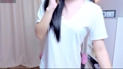 骚逼主播【miuu6868】极品少妇,奶圆逼粉,道具自慰高潮,极品无毛穴 截图2