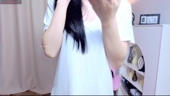 骚逼主播【miuu6868】极品少妇,奶圆逼粉,道具自慰高潮,极品无毛穴 截图3