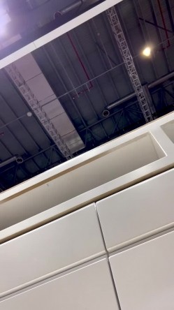 [超级裙底]最新2023上海车展各色美女模特 总有一款你喜欢 截图16