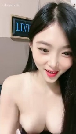 【御姐宝贝儿】，花一样的少女，你的猫系女友已上线，白得发光，足交自慰真棒 截图5