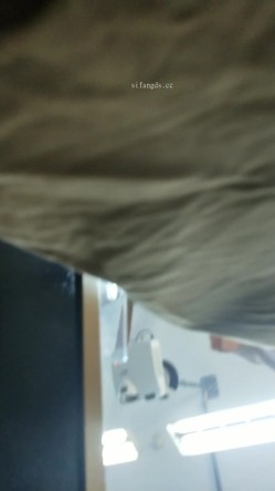 超硬核抄底领口偷拍美女老师 诱人窄内香臀 低胸美乳大饱眼福 满脑子都是老师色色的身体 截图7