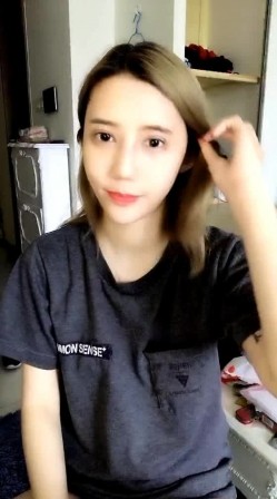 【极品校花】主播直播间露奶露逼洗澡，颜值超高宅男打飞机推荐 截图13