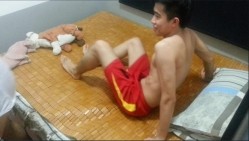 【监控破解】超会玩的00后情侣穿护士服艹B,还有那么点AV味道 截图16