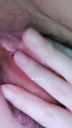 学生妹~【曦曦曦曦】教室跳蛋~宿舍寝室偷播~大黑牛盘喷水~师范学院，真实刺激，强烈推荐！ 截图10