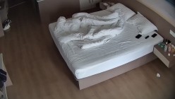 大学城 女的躺直夹紧 男人大鸡巴猛怼骚逼 两下就干累了 换骚逼上来 一顿猛坐 男人直接败 截图16