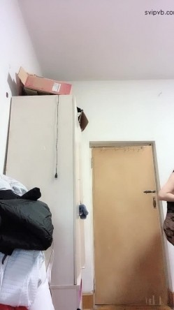 《稀缺资源重磅》猎奇圈内部分享热门视频极品大奶子哺乳期的奶妈疯狂露出自摸挑逗赚奶粉钱 截图1