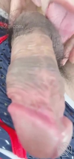 最爱骚嫂子做完瑜伽帮忙按摩 筋膜枪怼穴激起欲望 饥渴舔舐肉棒 爆肏蜜壶又湿又滑激射 截图6