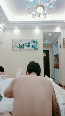 【淫荡人妻】极品91女神哺乳期爆乳人妻【蜜丝儿】啪啪口交性爱私拍流出 爆插虐操 婴儿啼哭清晰可闻 截图10