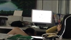 高端泄密 反差婊工厂老板娘人妻燕子与隔壁老王淫乱记录做爱的过程 截图14