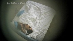 酒店偷拍 年轻情侣就是体力好除了吃饭睡觉就一直腻歪啪啪男友还拿手机拍照留念 截图4