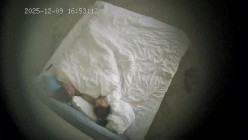 酒店偷拍 年轻情侣就是体力好除了吃饭睡觉就一直腻歪啪啪男友还拿手机拍照留念 截图7