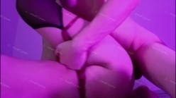 已退圈14w粉福利姬【懒的梨泥Ki】群私拍，年轻的绝美酮体，做爱的时候淫语对白叫的很骚，反差度拉满 截图7