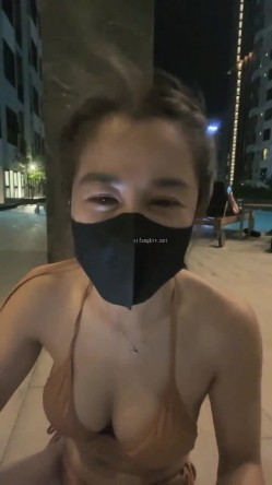 重磅，火爆健身尤物，【健身桃桃】，高端场会牛郎嗑药操喷，欲望得到了充分释放，水不停，被操的高潮好多次 截图15