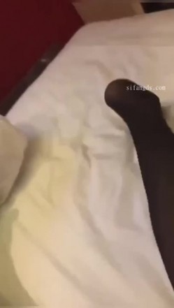 极品颜值小情侣 泄密流出，表面高冷的女孩子没想出床上这么骚，超级反差叫床淫荡不堪，水多多，肉棒塞满饥渴骚穴 截图14