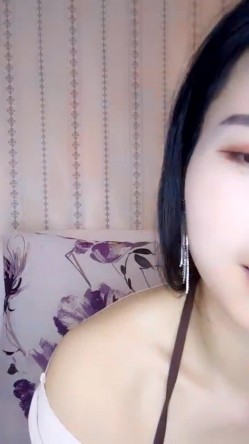 G奶御姐【喜宝】，知性美御姐，眼镜戴上立刻有味儿了，黑丝性爱，骚气已经溢出了屏幕，真屌！ 截图14