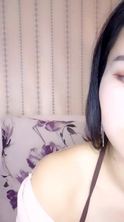 G奶御姐【喜宝】，知性美御姐，眼镜戴上立刻有味儿了，黑丝性爱，骚气已经溢出了屏幕，真屌！ 截图16