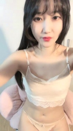 校花级女神，纯欲天花板，【纯情星星】美腿翘臀美极了~大合集，颜值为王最挑逗~强烈推荐 截图4