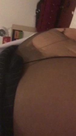 爆乳熟女 · 惠子阿姨 · 哇哇使劲·· ·啊啊~宝贝，胖胖拍镜子·· 噢耶噢耶亲爱的 操死姐姐了 截图7