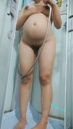 【孕妇福利】2位人妻孕妇做爱自慰 截图12