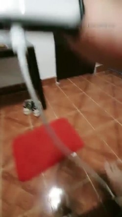 广东修车老司机光头哥《探秘金三角》手机选妹200块包夜大波妹自己干完熘了让兄弟上 截图2