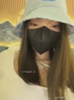 22岁少女【nidebaby】高尔夫跳蛋 会所勾搭技师 道具狂插 有钱人就是会玩 截图2