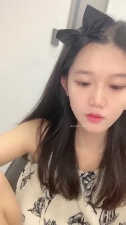 新人下海，【达咩小瑜】，逆天颜值，关注了好久，终于在金钱面前败下阵来，不负所望，确实好身材 截图1