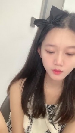 新人下海，【达咩小瑜】，逆天颜值，关注了好久，终于在金钱面前败下阵来，不负所望，确实好身材 截图2