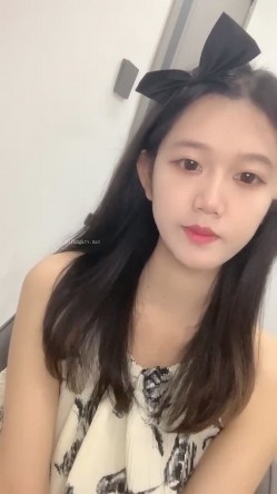 新人下海，【达咩小瑜】，逆天颜值，关注了好久，终于在金钱面前败下阵来，不负所望，确实好身材 截图6