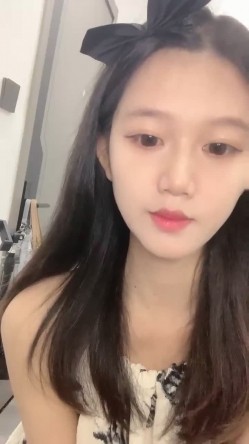 新人下海，【达咩小瑜】，逆天颜值，关注了好久，终于在金钱面前败下阵来，不负所望，确实好身材 截图10