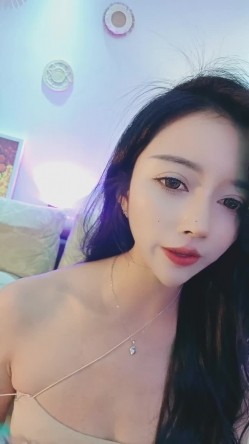 【高端奢华 ️顶级空姐】超美商务模特『小一一』极品女神重磅回归 又骚又御《此女只应天上有 人间谁配操一回》 截图6