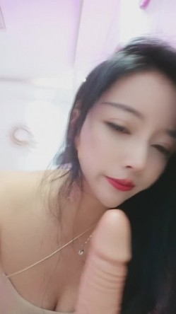 【高端奢华 ️顶级空姐】超美商务模特『小一一』极品女神重磅回归 又骚又御《此女只应天上有 人间谁配操一回》 截图13