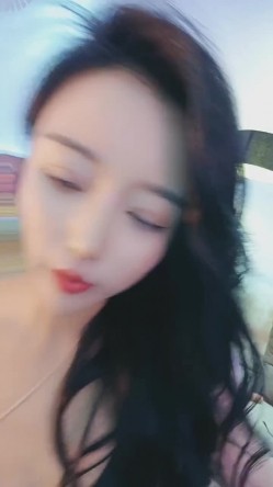 【高端奢华 ️顶级空姐】超美商务模特『小一一』极品女神重磅回归 又骚又御《此女只应天上有 人间谁配操一回》 截图15