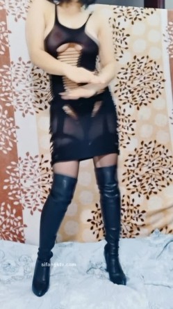 广场舞女人味十足肥臀大奶成熟阿姨【波波姐】最新定制作品 淫语挑逗 露鲍露奶情趣摇摆挑逗 截图8
