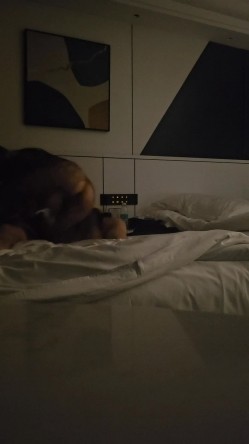 ️91大神【虎大帅】约啪多位良家人妻 各种姿势 露脸 肛交 3P 截图3