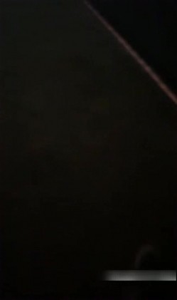 约炮漂亮女同事电影院偷情啪啪 去女厕所接着站炮爆操太刺激竟忘带套了 别样偷情做爱超刺激 高清完整版 截图10