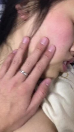 男材女貌最新性爱泄密，骚女友淫荡堕落 蜜桃美臂 截图11