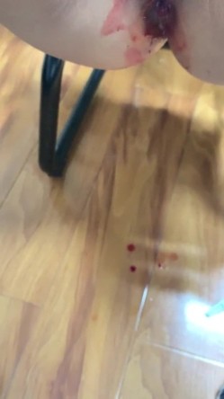 《字母圈顶级大神 ️极限调教阴环骚母狗》震撼全网露脸反差婊体验各种虐阴虐肛，玩法花样多，吃屎喝尿啪啪生殖器各种操作 截图16