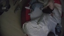 酒店偷拍 丸子头眼镜少妇下班幽会男同事偷情趁着男同事养足精神后翻身骑坐榨取 截图5